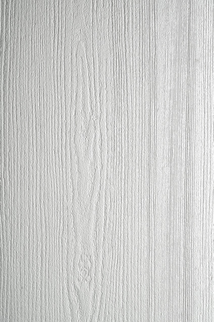 Vit, trästrukturpanel med vertikala ränder.