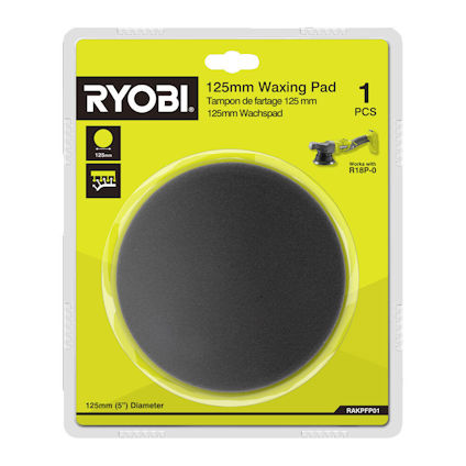 Förpackning med en svart polersvamp märkt "RYOBI 125mm Waxing Pad", modell RAKPFP01.