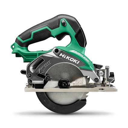 Cirkelsåg i grönt och svart med HIKOKI-logotyp.