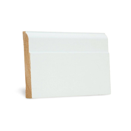 vitmålad träprofil – vy från sidan