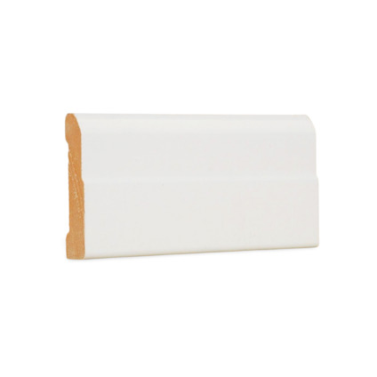 vitmålad träprofil – vy från sidan